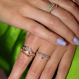 Sanning & Spiritualitet - Astrid Vintage Diamond Band med lavendelsafirer och ljusblå safirer