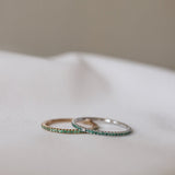 Jade Petite Ring med gröna smaragder