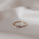 Mini Elise Ring med Lavendelsafirer och Diamanter