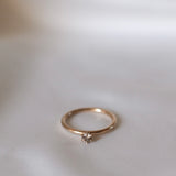 Tiny Solitaire Ring med Champagnediamant