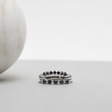 Finished: Mini Brigitte Ring in White Gold with Black and White Diamonds